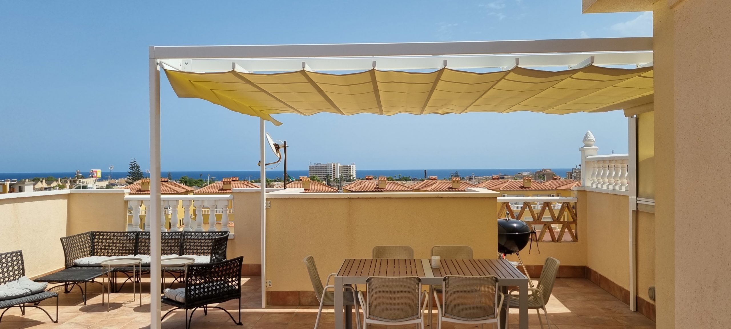 Penthouse leilighet i La Zenia – meget flott utsikt til Middelhavet fra takterrassen!